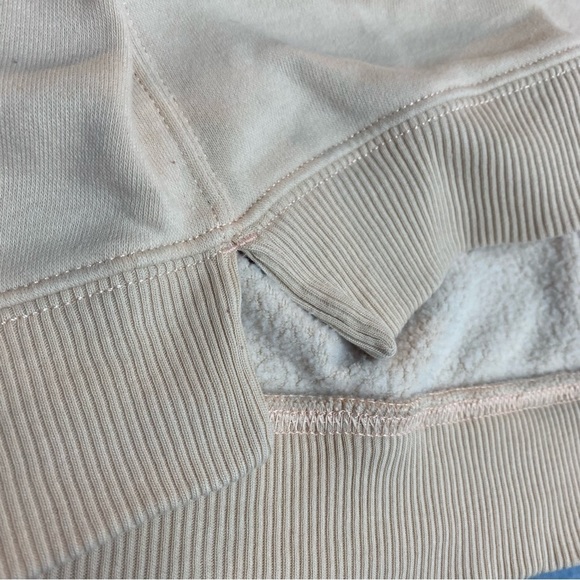 American Eagle Graphic Ocean Crew Neck Oversized Sweater Peach Cream Size S - Picture 7 of 13